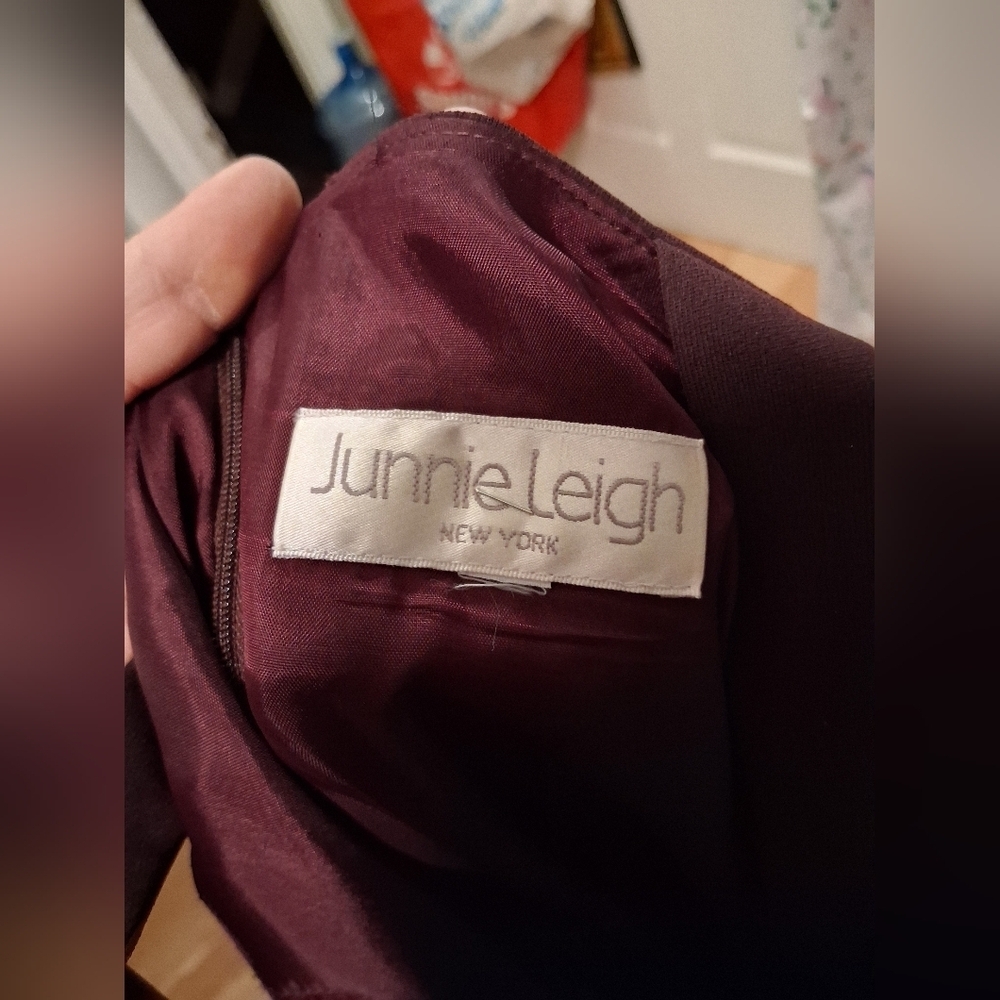 NWOT Junnie Leigh Burgundy Swarovski Crystal Formal Wedding Dress SZ 18/20 1X/2X - Picture 6 of 7